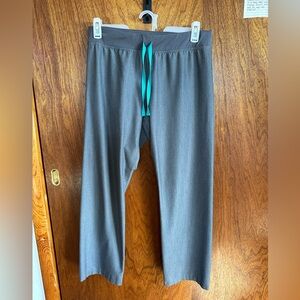 Figs Livingston - Gray with teal string